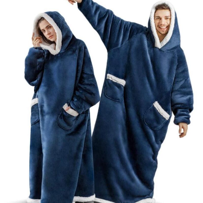 Sleeping robe for women, flannel, elongated vertical pocket, lazy person